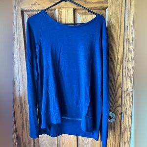 Women’s Tek gear sweatshirt